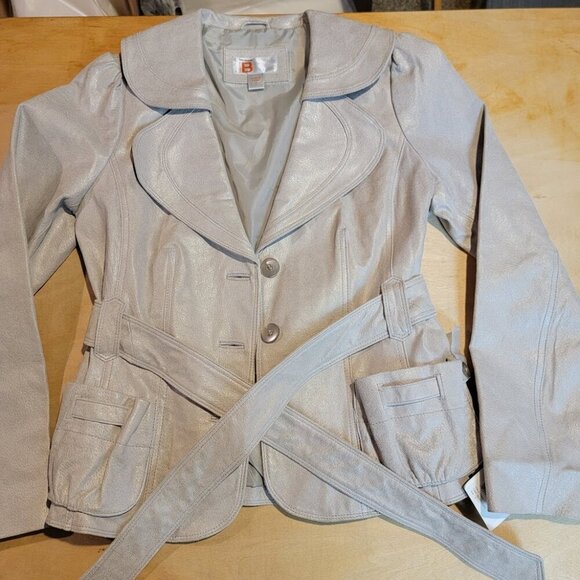 ✨ Bernardo Collection Pearl Leather Jacket – New w/ Tags – Small ✨ - Picture 2 of 11